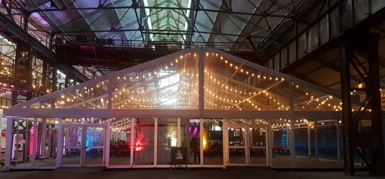 Transparentes Eventzelt im Schalthaus 101 auf Phoenix West in Dortmund von Intertent Zeltverleih aus NRW für RuhrHOCHdeutsch Festival 2020