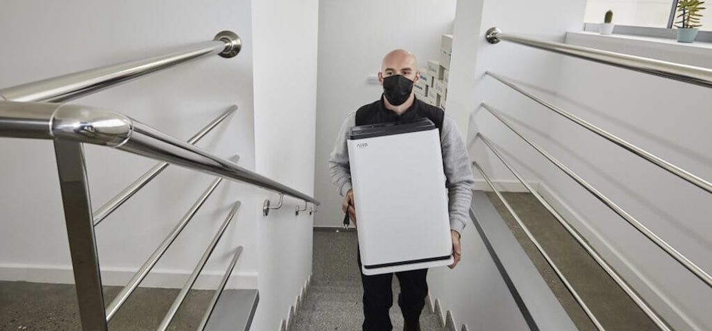 Aufstellung Luftreiniger AIR8 260i NANO mit HEPA-Filter gegen Coronaviren von Intersettle (Intertent Zeltverleih) - für Innenräume jeder Größe