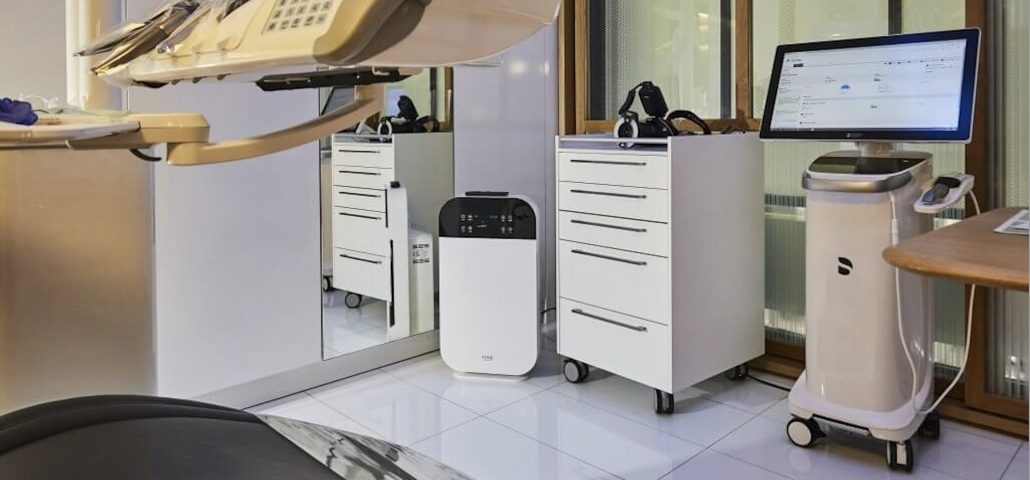 Medizinischer Luftreiniger AIR8 280 NANO gegen Coronaviren für saubere, sichere Luft in Innenräumen in Arztpraxen, Pflegeheimen, Kliniken, Krankenhäusern von Intersettle (Intertent Zeltverleih)