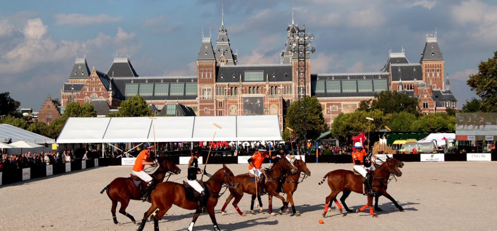 Alu Pavillon und Zelte von Zeltverleih Intertent - Zelthallen für Sportveranstaltungen, Golfspiele, Polo-Turniere, Radrennen, Marathons, Unternehmensveranstaltungen
