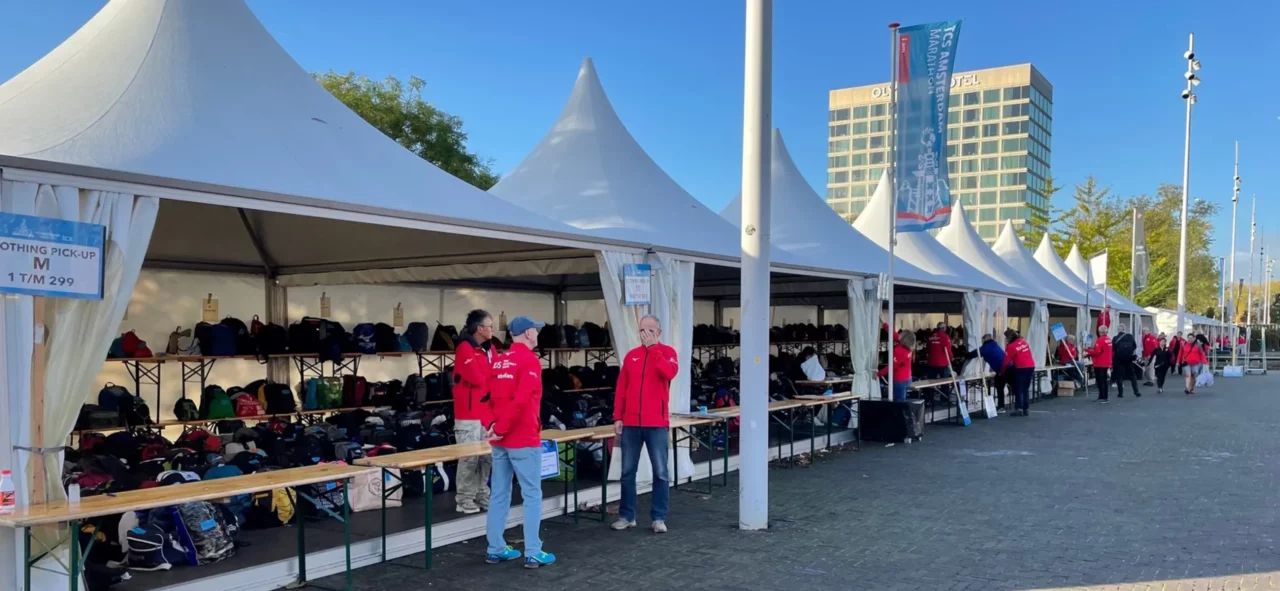 VIP-pagode von Zeltverleh Intersettle - Zelte für Sportveranstaltungen für die Teilnehmer eines marathons