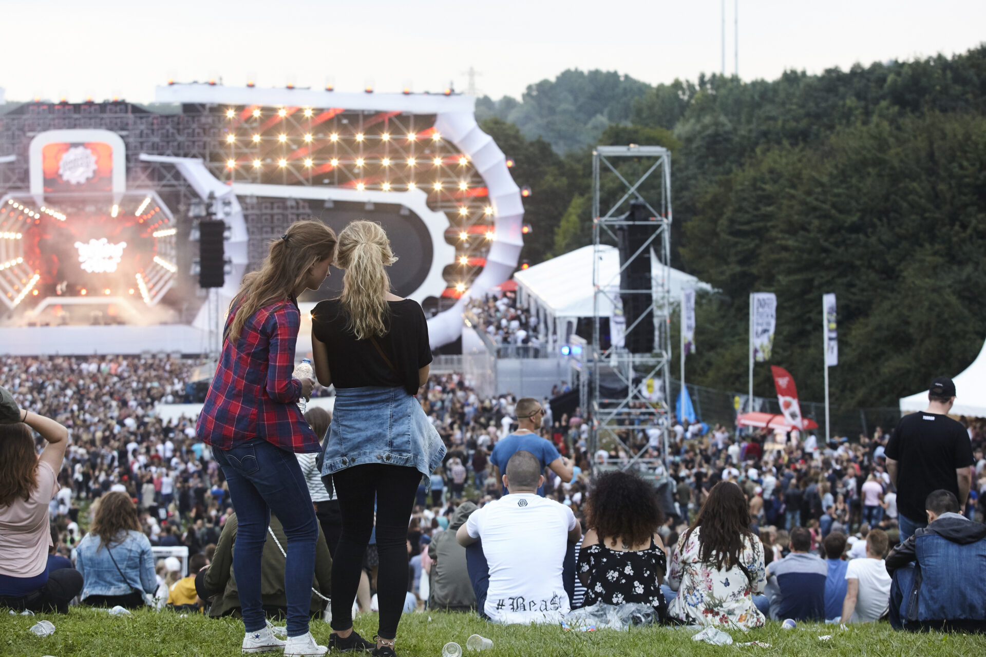 Festivalzelte von Zeltverleih Intersettle für Konzerte und Musikevents - Eventzelte für Veranstalter und Agenturen - Dance-Valley