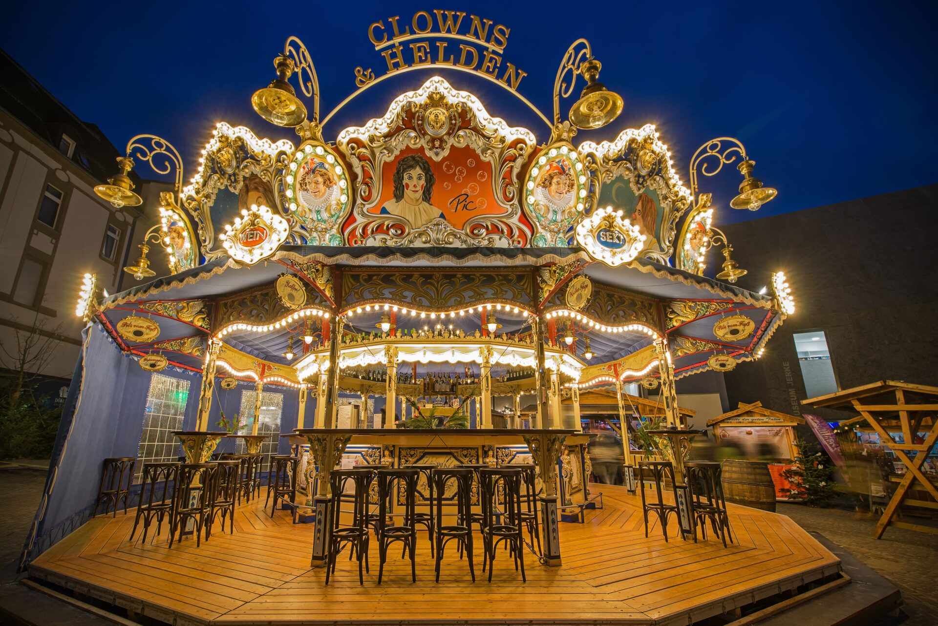 Nostalgiebar-Clowns und Helden-nostalgische 360° rundbar in Kirmes Style - de-Boer-2016 - zeltverleih Intersettle