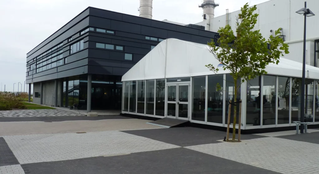 Temporäre Büroräume und Verwaltungen von Intersettle Zeltverleih - Hochwertige Raumlösungen für Unternehmen