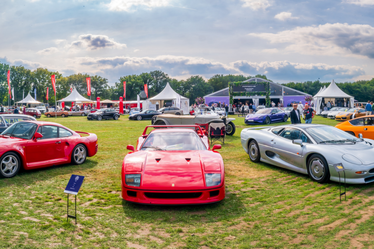 Intersettle Zeltverleih - Raumlösungen für Wheels Mariënwaerdt - Zelte, Paogden und Hallen für Oldtimer Event